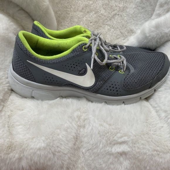 WOMEN'S NIKE FLEX EXPERIENCE RN 525754-102 RUNNING SHOES SZ 10 - Picture 1 of 10